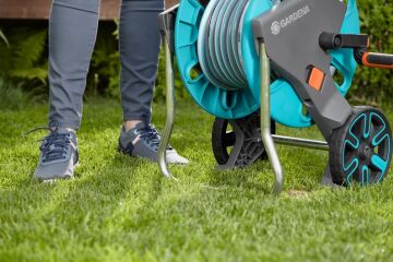 Gardena 18513-20 Hortum Arabası CleverRoll M Set