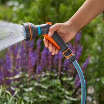 Gardena 18372-20 Classic Çok Fonksiyonlu Tabanca Başlangıç Seti