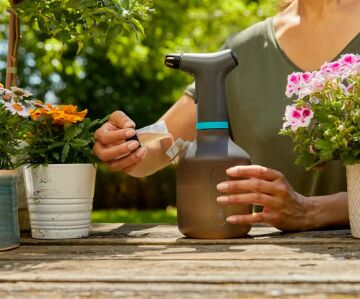 Gardena 11114-20 Pompalı Püskürtücü 1L Easy Pump