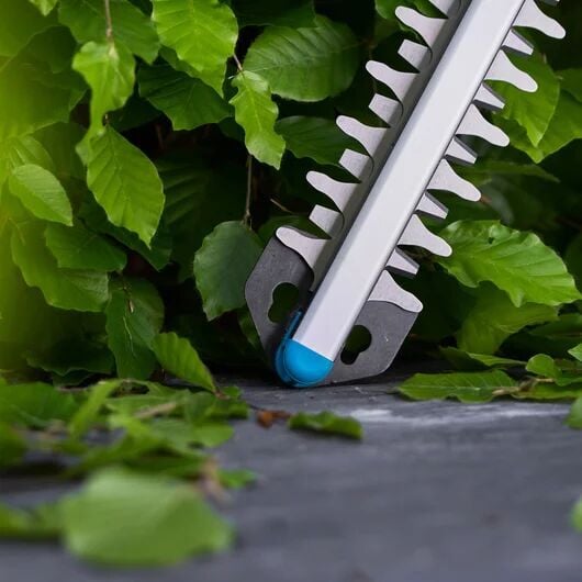 Gardena 14735-55 Çit Kesme Makinesi EasyCut 55/18V (akü hariç)