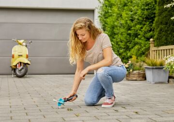 Gardena 03607-20 combisystem İkisi Bir Arada Teras Yabani Ot Temizleme Tırmığı