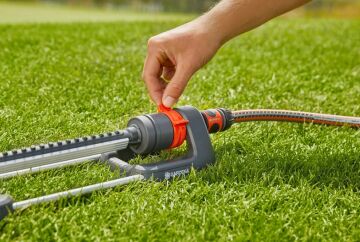 Gardena 18702-20 Salınımlı Fıskiye Aqua M