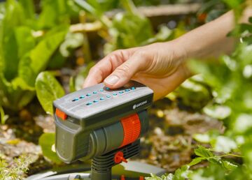 Gardena 18708-20 Salınımlı Fıskiye AquaZoom compact