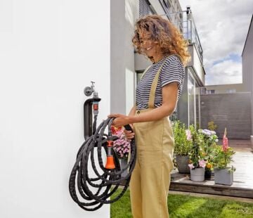 Gardena 18590-20 Liano™ Hortum Depolama TapFix