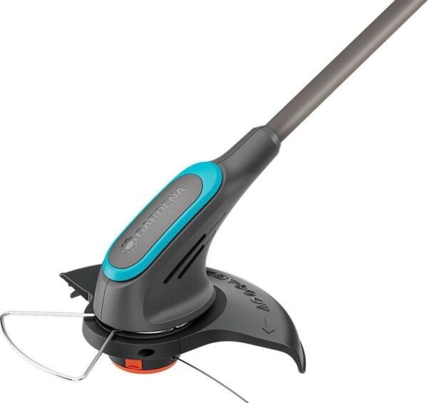 Gardena 14703-55 Akülü Kenar Kesme Makinesi PowerTrim 30/18V P4A
(akü hariç)