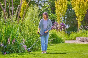 Gardena 14704-55 Akülü Kenar Kesme Makinesi EasyTrim 25/18V P4A 
(akü hariç)