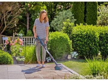 Gardena 14841-20 Akülü Çoklu Temizleyici AquaBrush Veranda 03/18V P4A Kullanıma Hazır Set