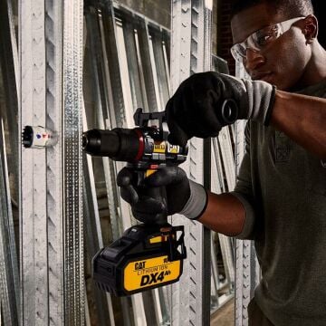 CAT DX13.1 18Volt/4.0Ah Li-ion 80Nm. Çift Akülü Kömürsüz Profesyonel Şarjlı Darbeli Matkap